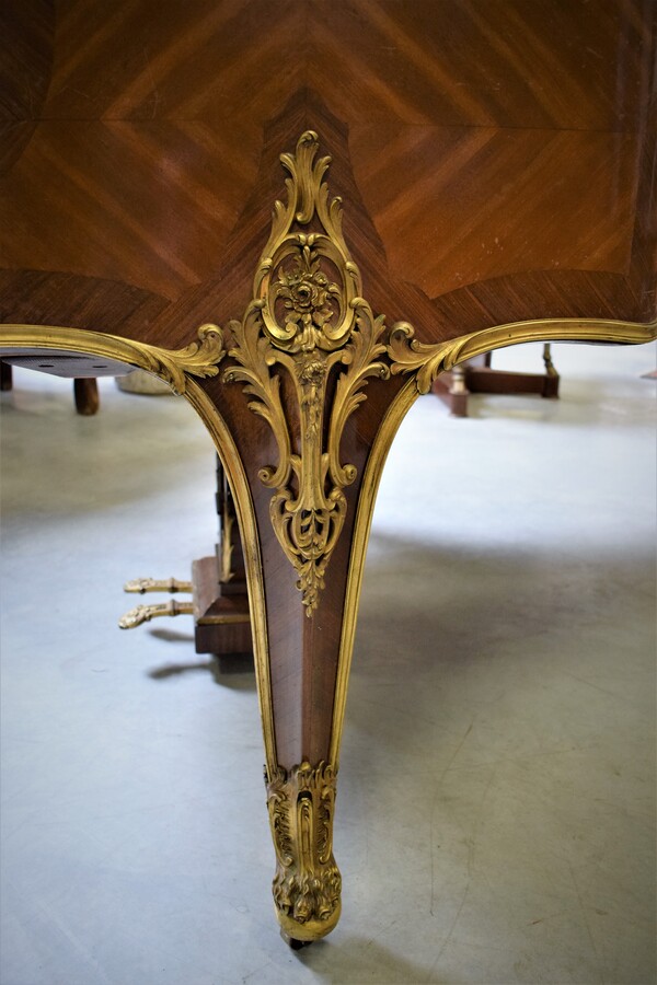 Baby Grand Piano Erard and François Linke France ca. 1900