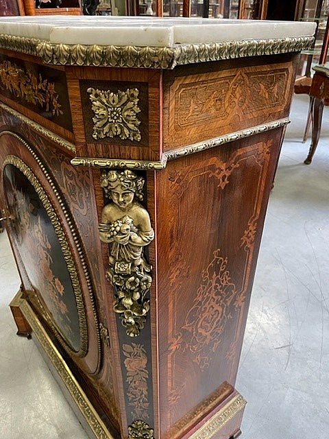 Marquetry cabinet by Charles-Guillaume Diehl