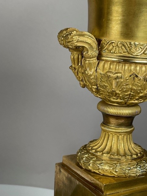 Paire of Empire urns 