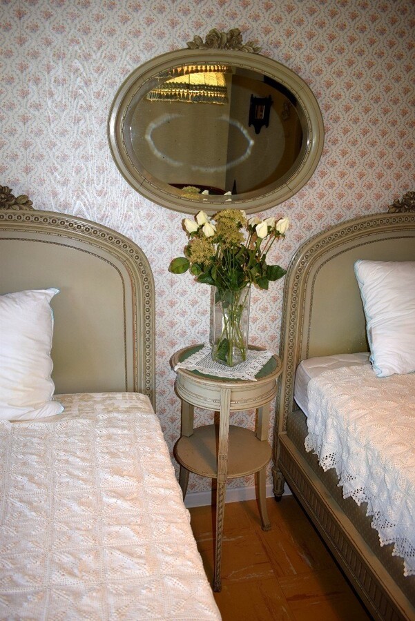 Spectacular Louis XVI style bedroom suite